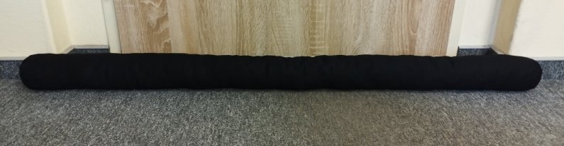 Protiprůvaňák - černý 100 cm